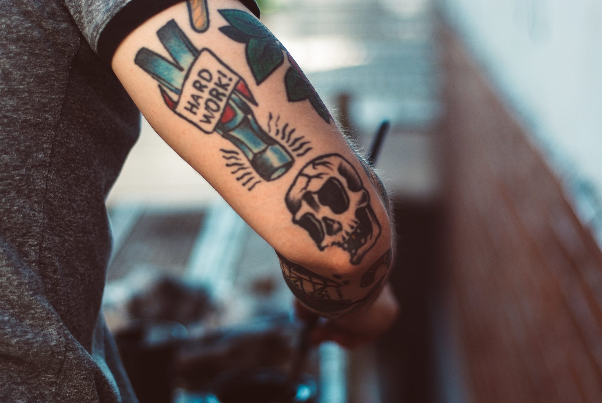 How To Care For Your Tattoo Scabs Tattoo Goo